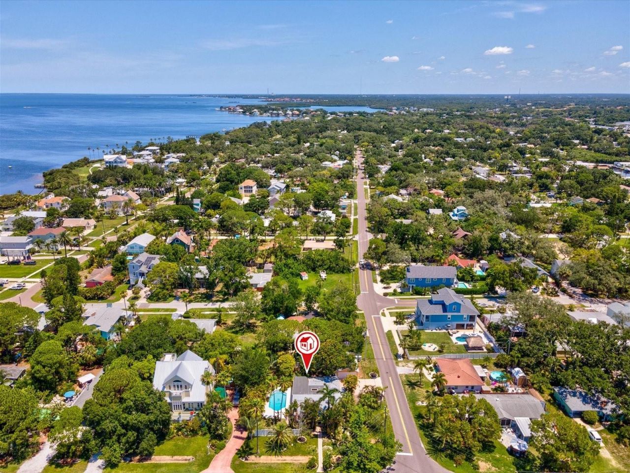 502 Florida Boulevard, Crystal Beach, FL 34681 Photo