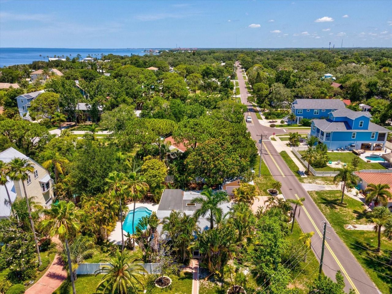 502 Florida Boulevard, Crystal Beach, FL 34681 Photo