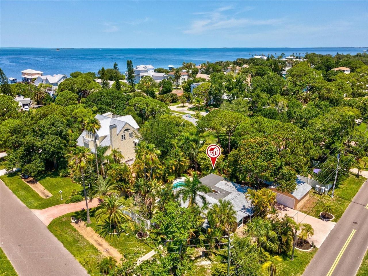 502 Florida Boulevard, Crystal Beach, FL 34681 Photo