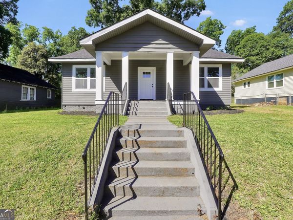 13 Avenue D, Thomaston, GA 30286