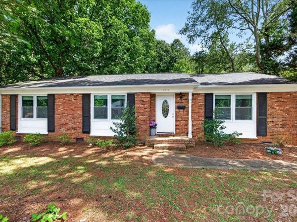 4914 Glenbrier Drive, Charlotte, NC 28212