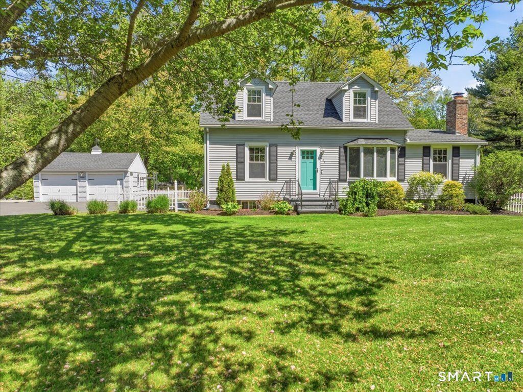 131 Oronoque, Milford, CT 06461 Main Photo