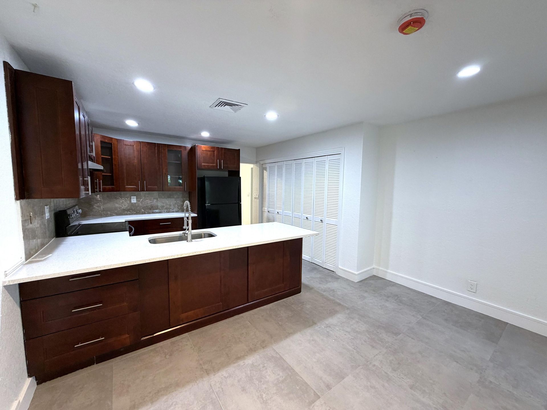 4019 Woodside Drive, Coral Springs, FL 33065 Photo