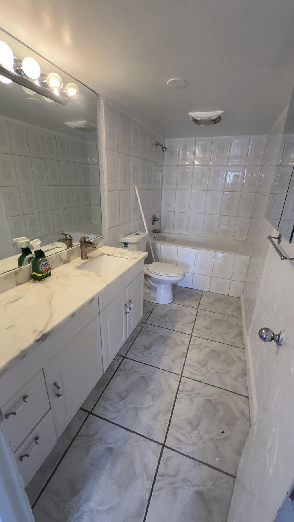 401 Golden Isles Drive, Unit 602, Hallandale Beach, FL 33009 Photo