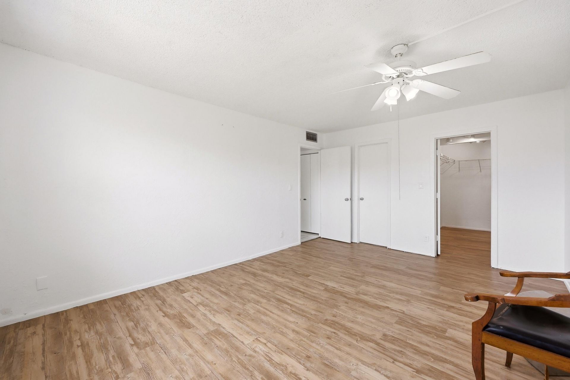 401 Golden Isles Drive, Unit 602, Hallandale Beach, FL 33009 Photo