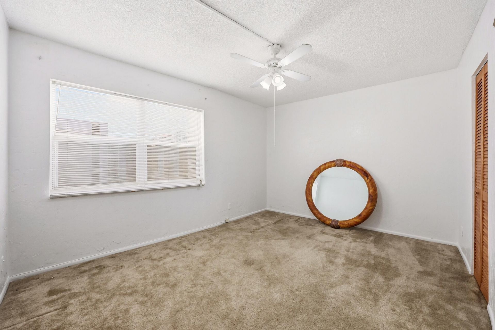 401 Golden Isles Drive, Unit 602, Hallandale Beach, FL 33009 Photo