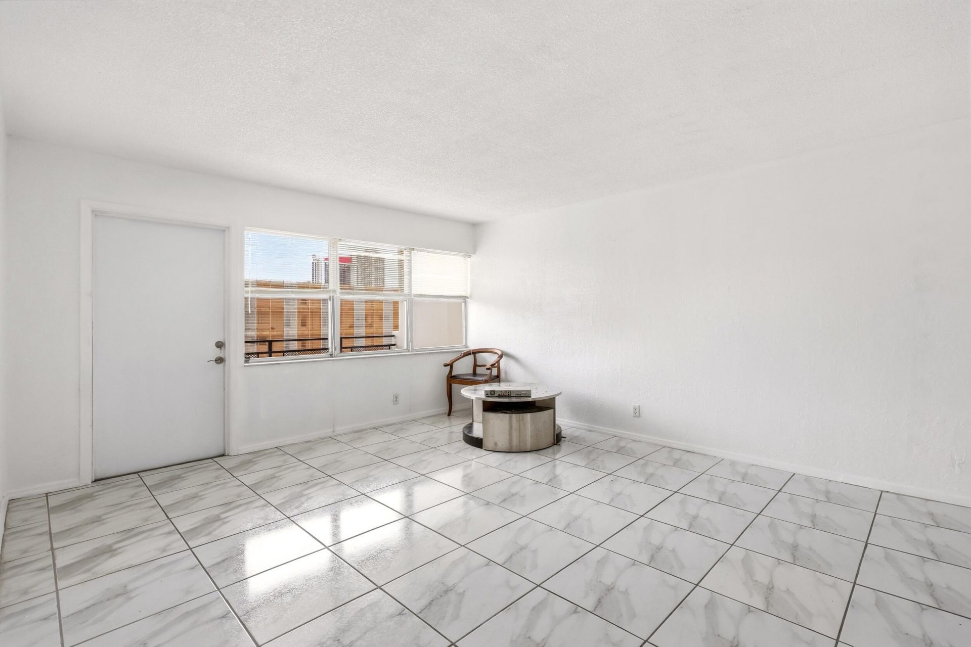 401 Golden Isles Drive, Unit 602, Hallandale Beach, FL 33009 Photo