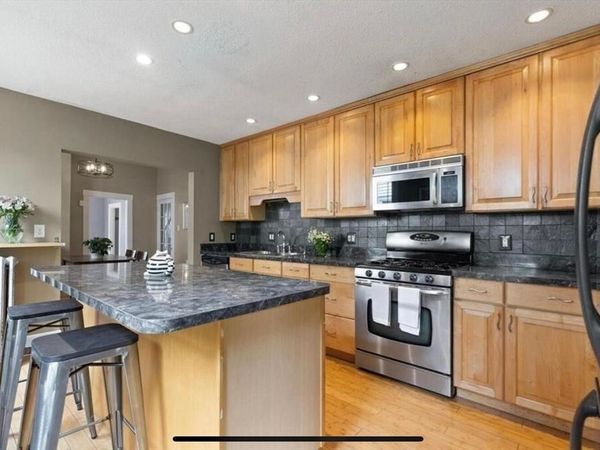 53 Franklin St, Somerville, MA 02145
