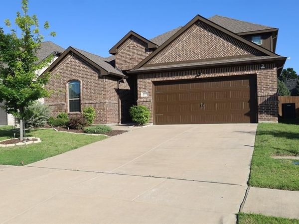 277 Allegheny Drive , Burleson, TX 76028