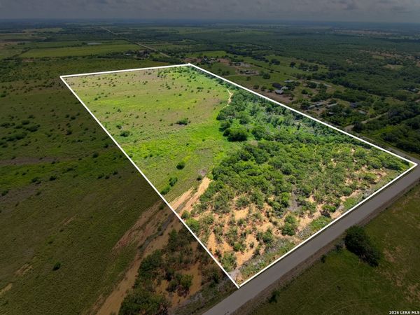 TBD County Road 302, Jourdanton, TX 78026