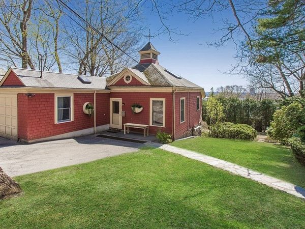 56 Colbourne Crescent, Brookline, MA 02445