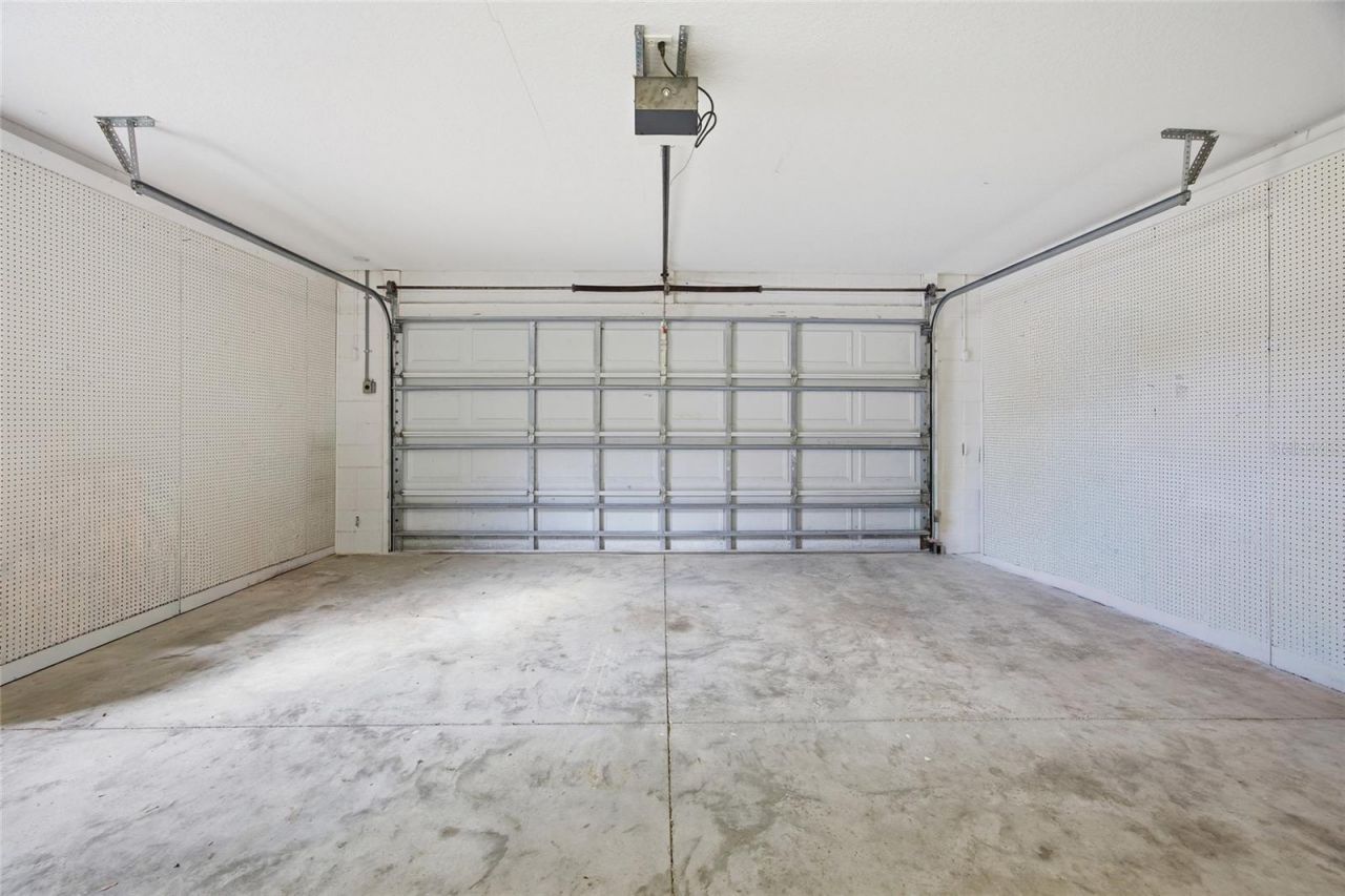 19630 SE 15th Place , Morriston, FL 32668 Photo