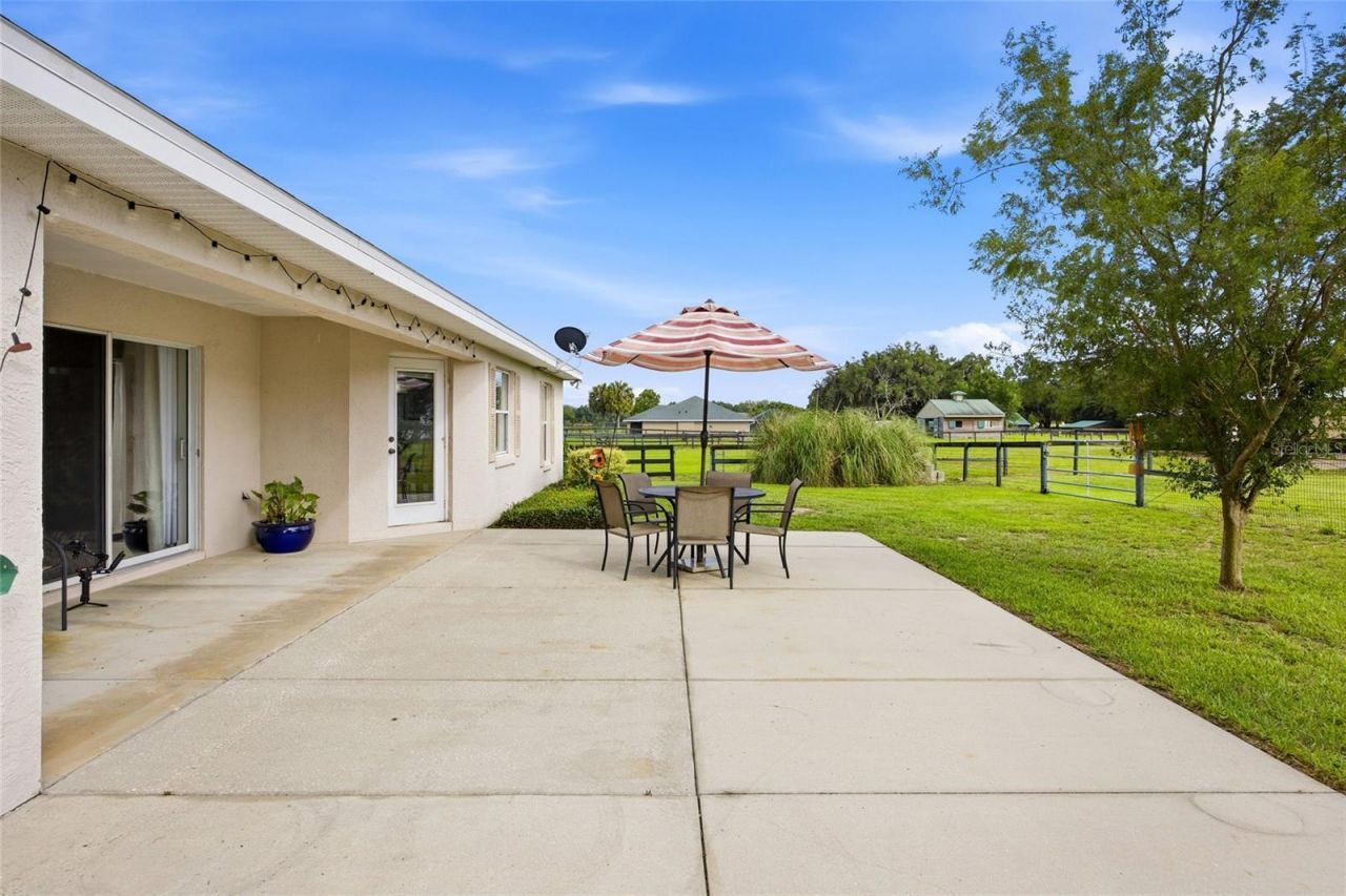 19630 SE 15th Place , Morriston, FL 32668 Photo