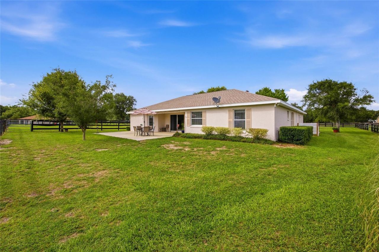 19630 SE 15th Place , Morriston, FL 32668 Photo