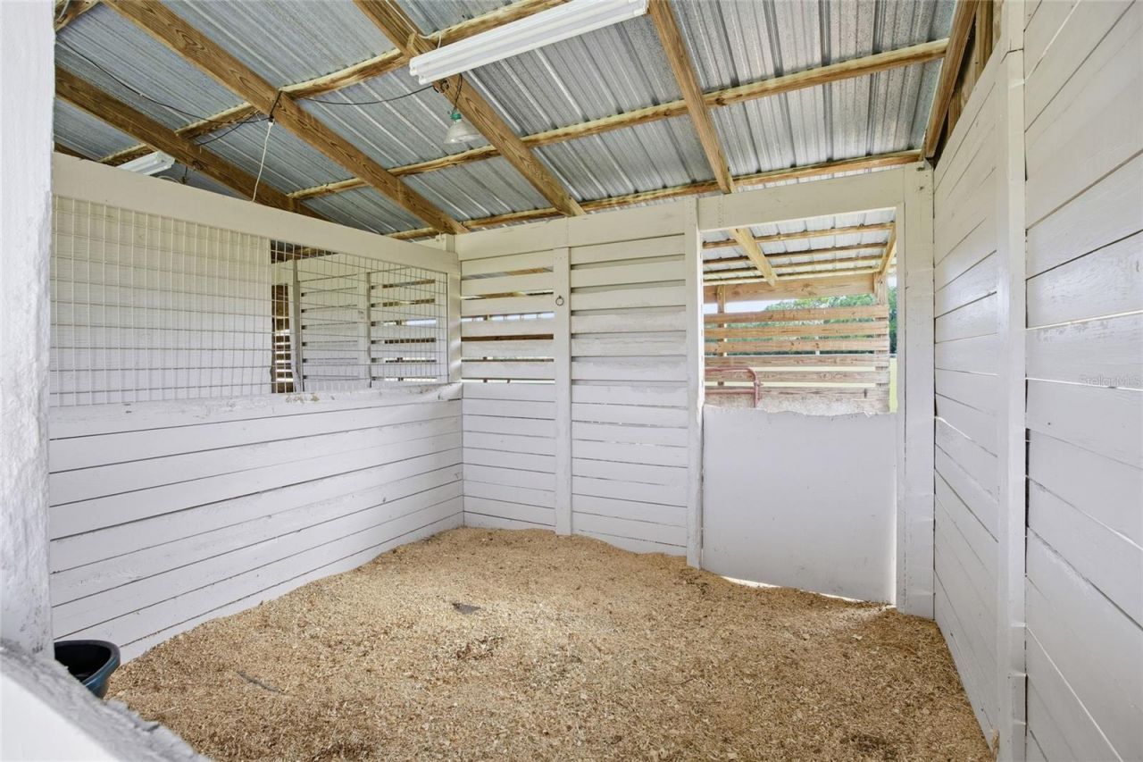 19630 SE 15th Place , Morriston, FL 32668 Photo