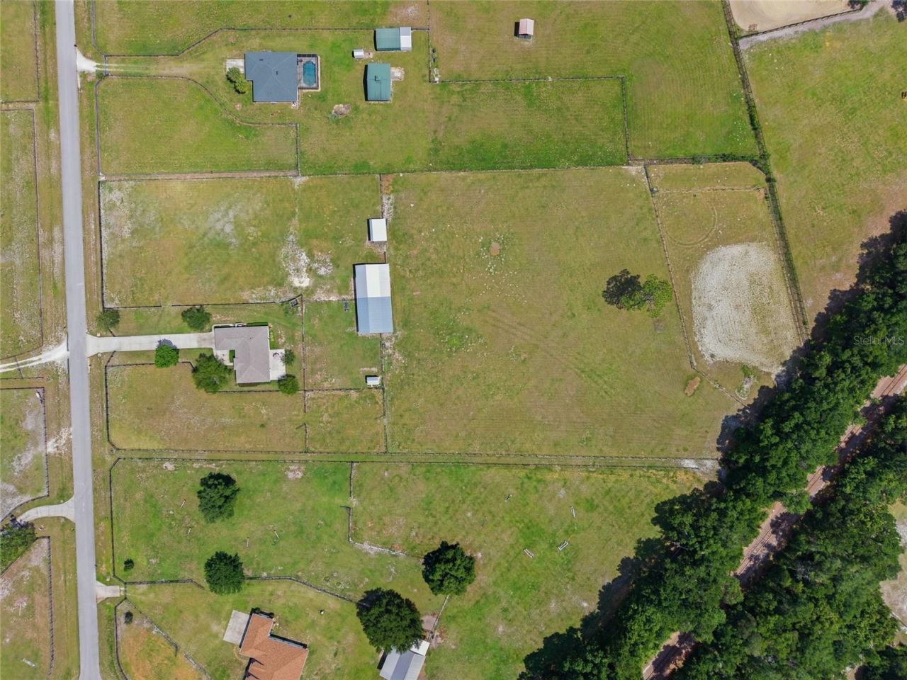 19630 SE 15th Place , Morriston, FL 32668 Photo