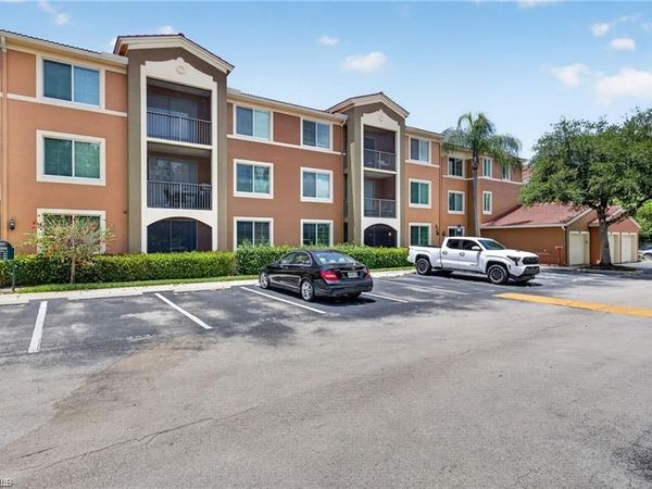 1200 Reserve WAY, Unit 105, NAPLES, FL 34105