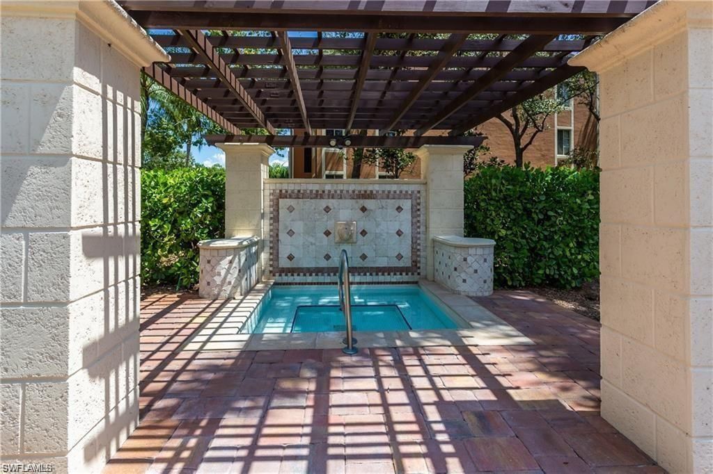 1200 Reserve Way, Unit 105, Naples, FL 34105 Photo