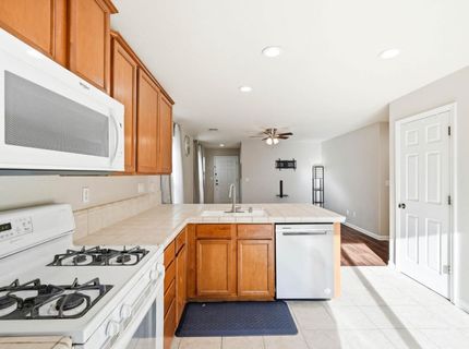 8624 W Wing Dr, Elk Grove, CA 95758 Photo