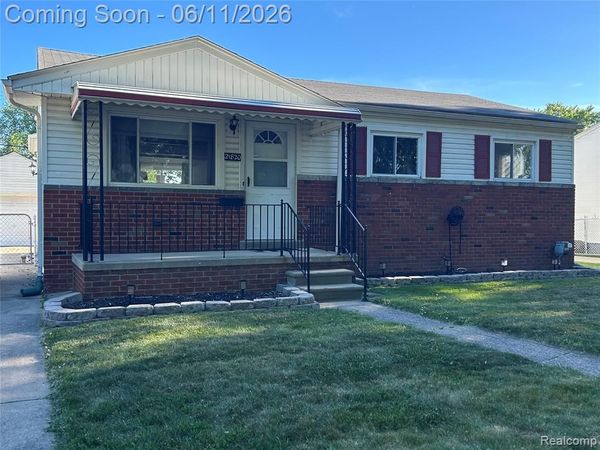 21820 Downing Street, St. Clair Shores, MI 48080