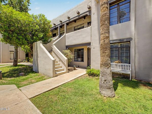 1449 E HIGHLAND Avenue, Unit 3, Phoenix, AZ 85014