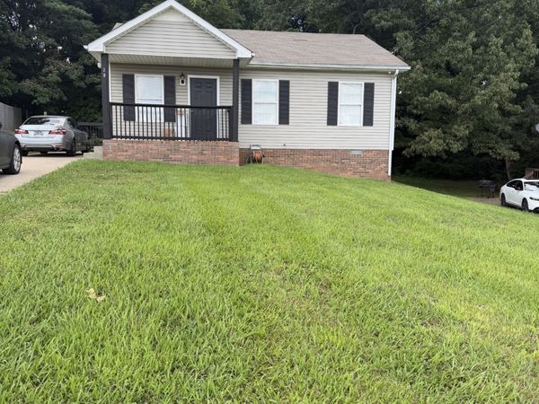 290 Fritz Cir , Clarksville, TN 37042