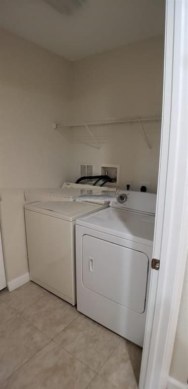8207 NW 128th Lane, Unit 18-b, Parkland, FL 33076 Photo