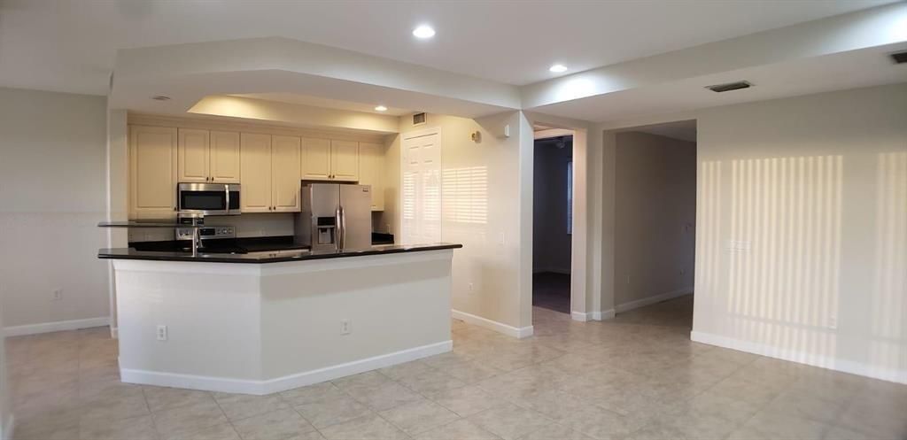 8207 NW 128th Lane, Unit 18-b, Parkland, FL 33076 Photo