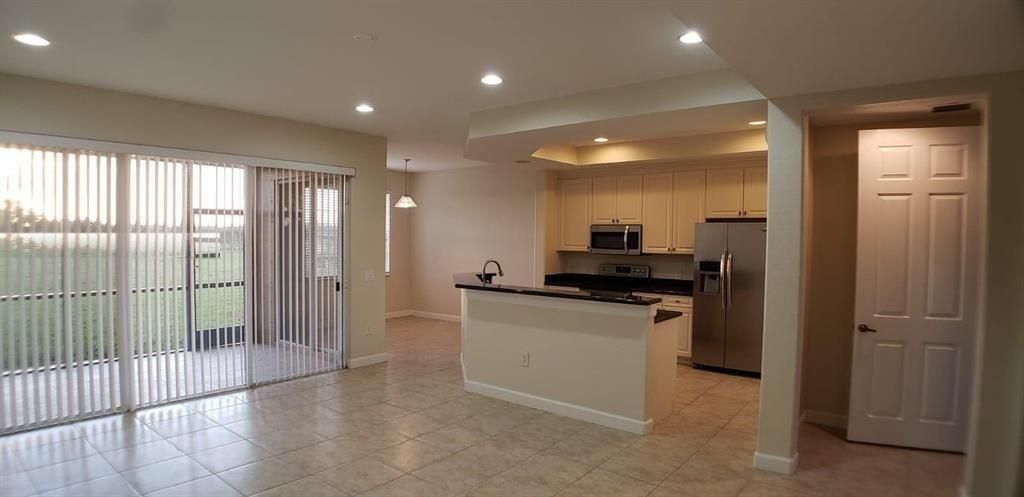 8207 NW 128th Lane, Unit 18-b, Parkland, FL 33076 Photo