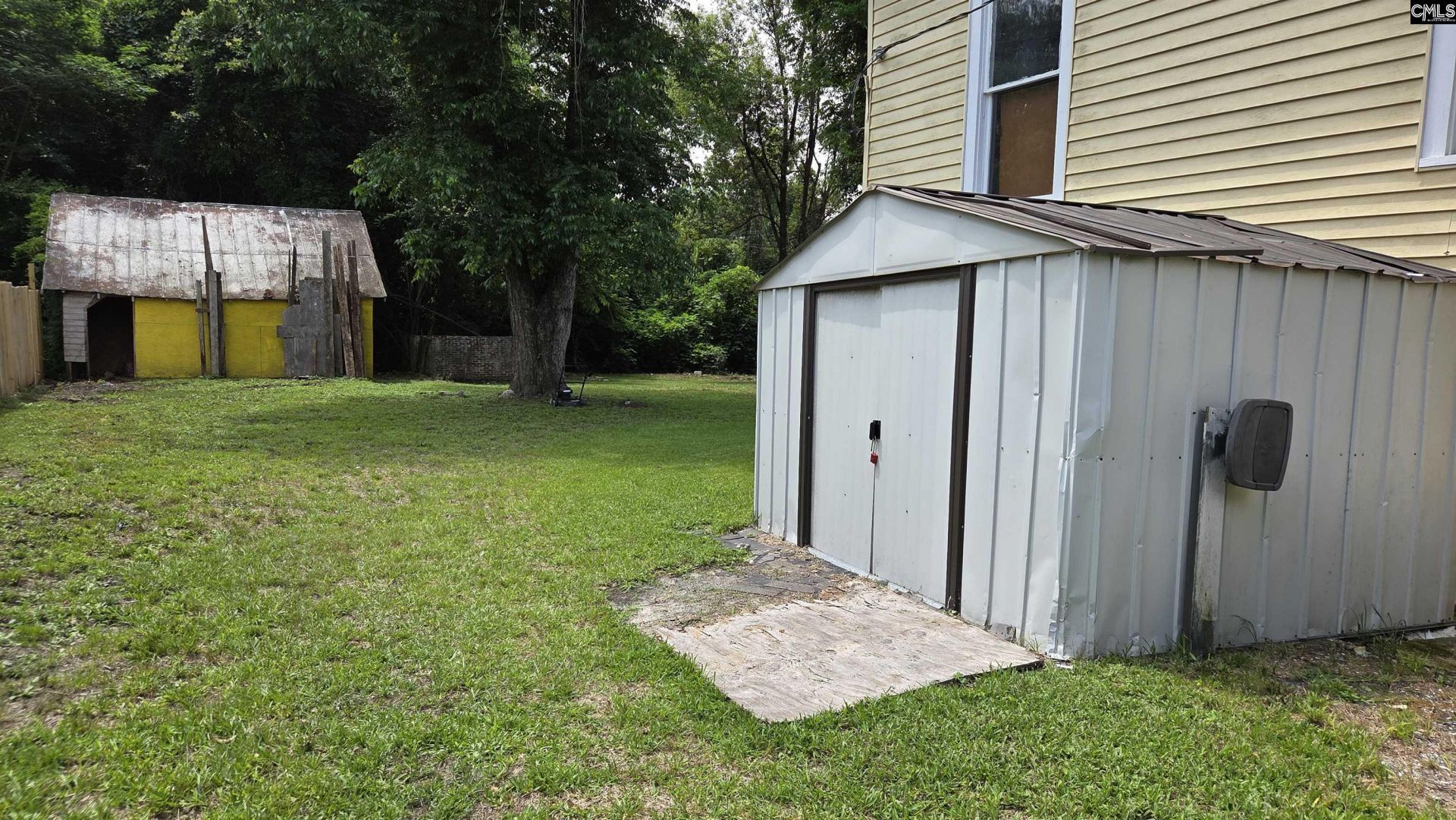 1438 Glover Street Photo 20