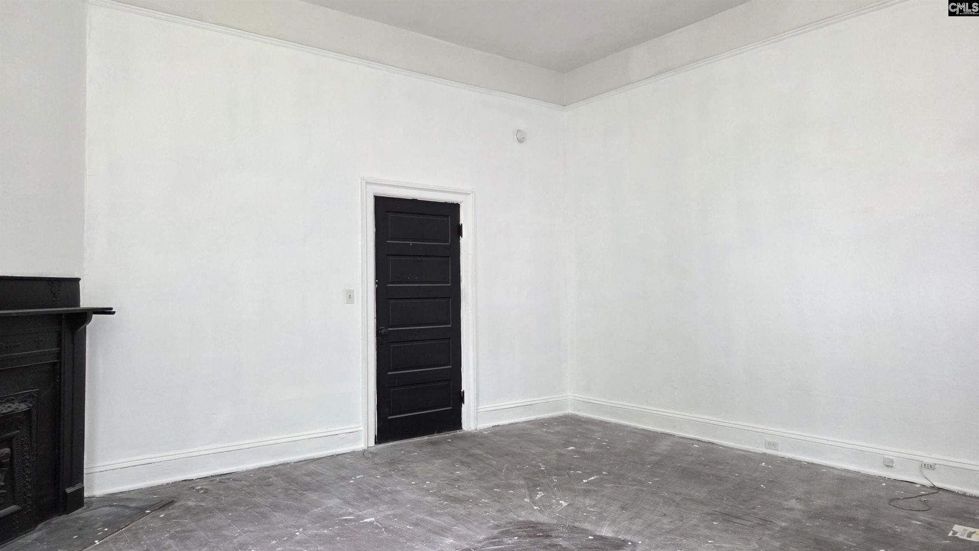 1438 Glover Street Photo 8