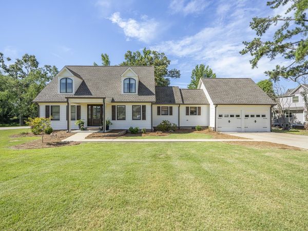 485 POPLAR ST, Savannah, TN 38372
