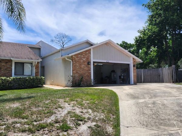 1076 SWEET TREE COURT , APOPKA, FL 32712