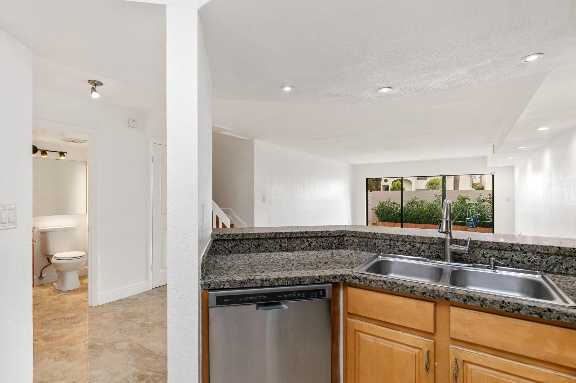 3530 Magellan Circle, Unit 613, Aventura, FL 33180 Photo