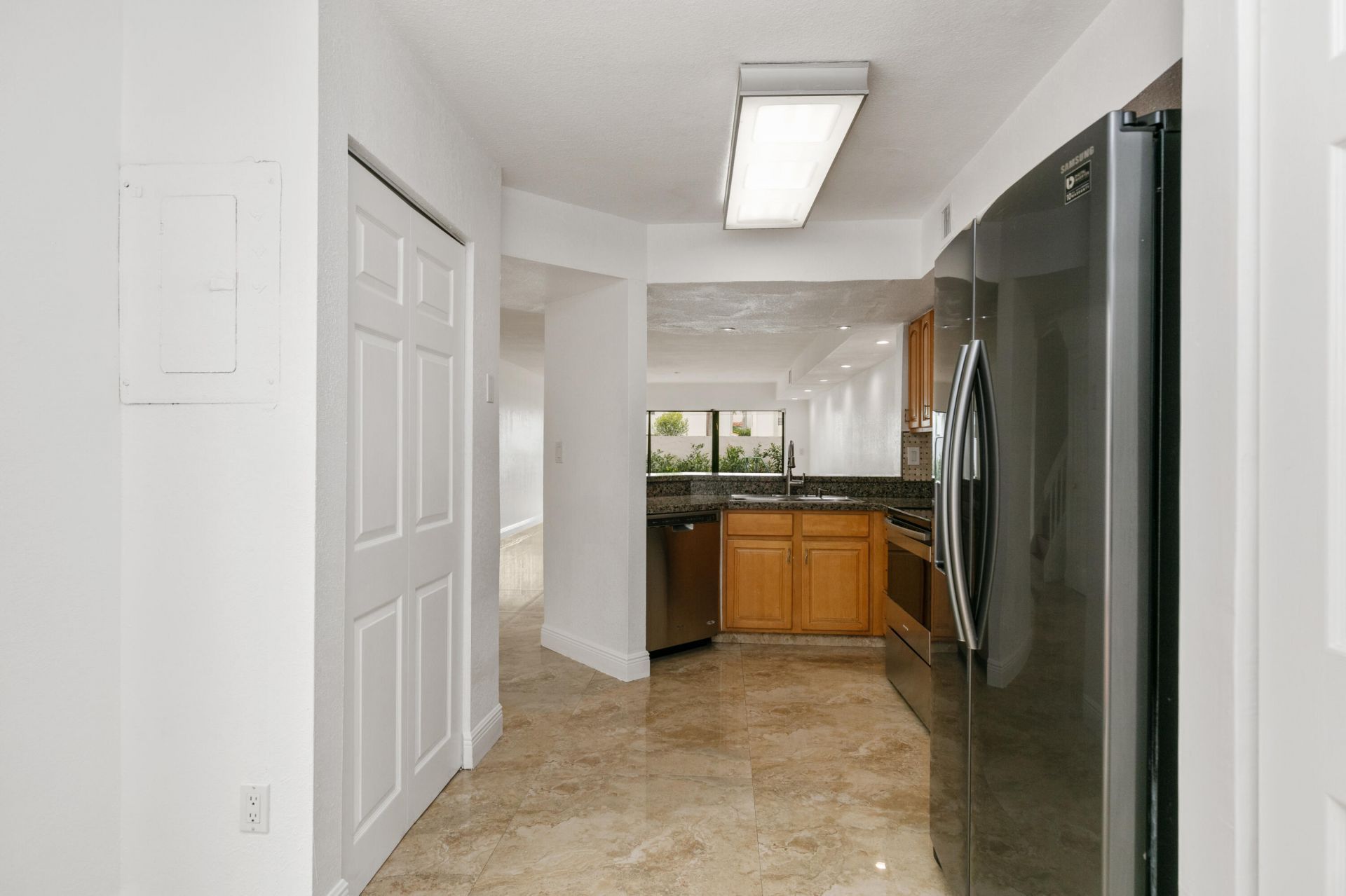 3530 Magellan Circle, Unit 613, Aventura, FL 33180 Photo