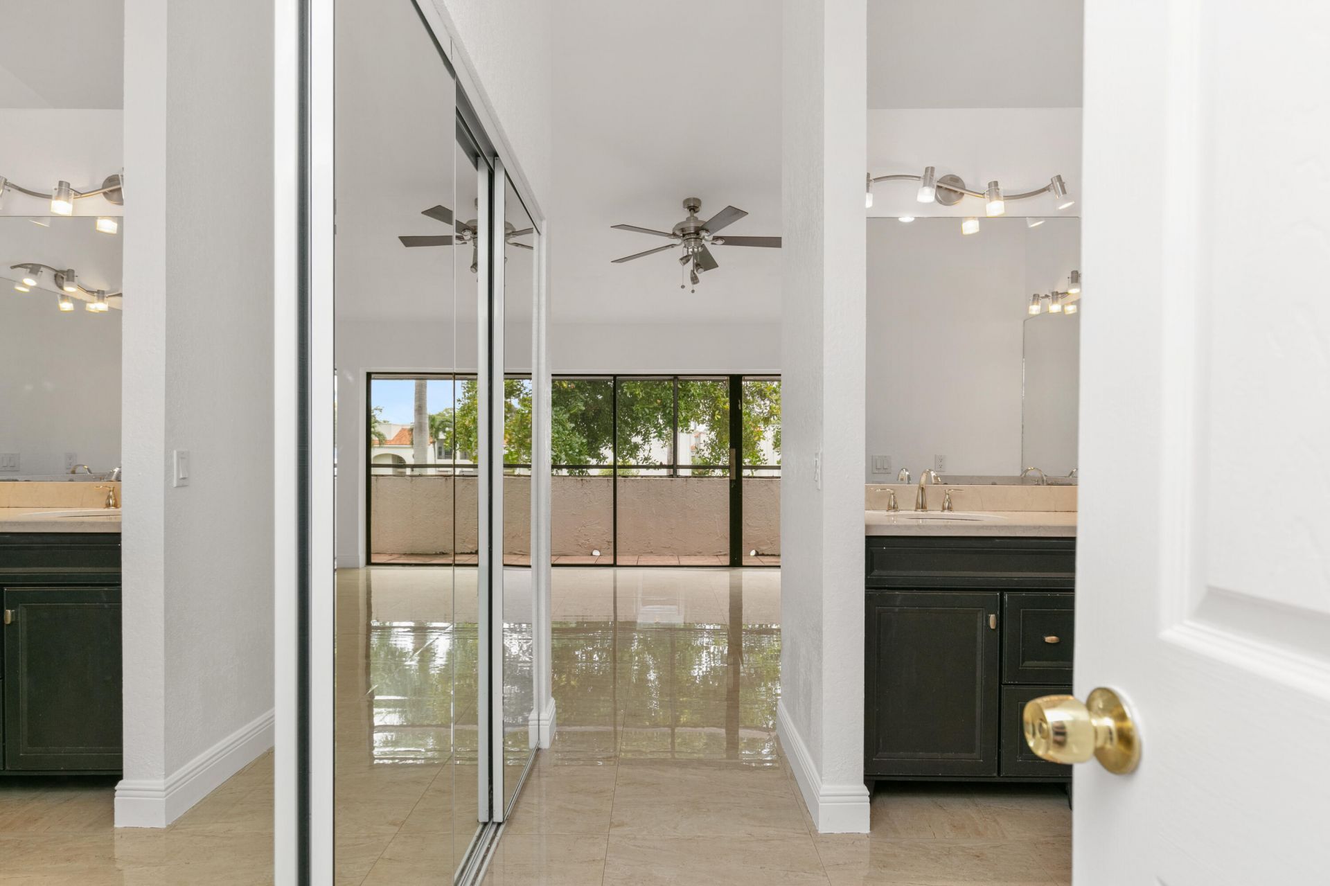 3530 Magellan Circle, Unit 613, Aventura, FL 33180 Photo
