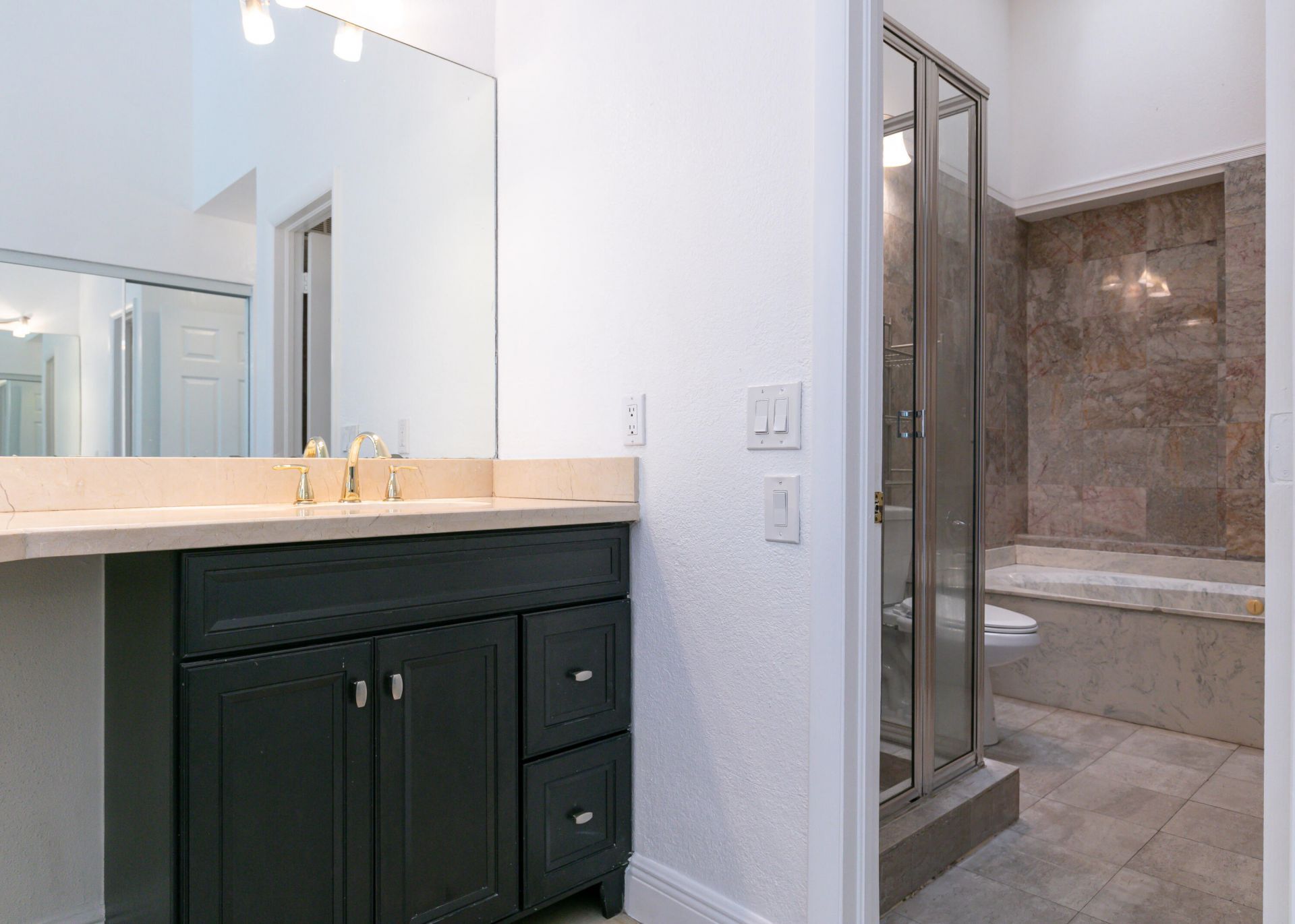 3530 Magellan Circle, Unit 613, Aventura, FL 33180 Photo