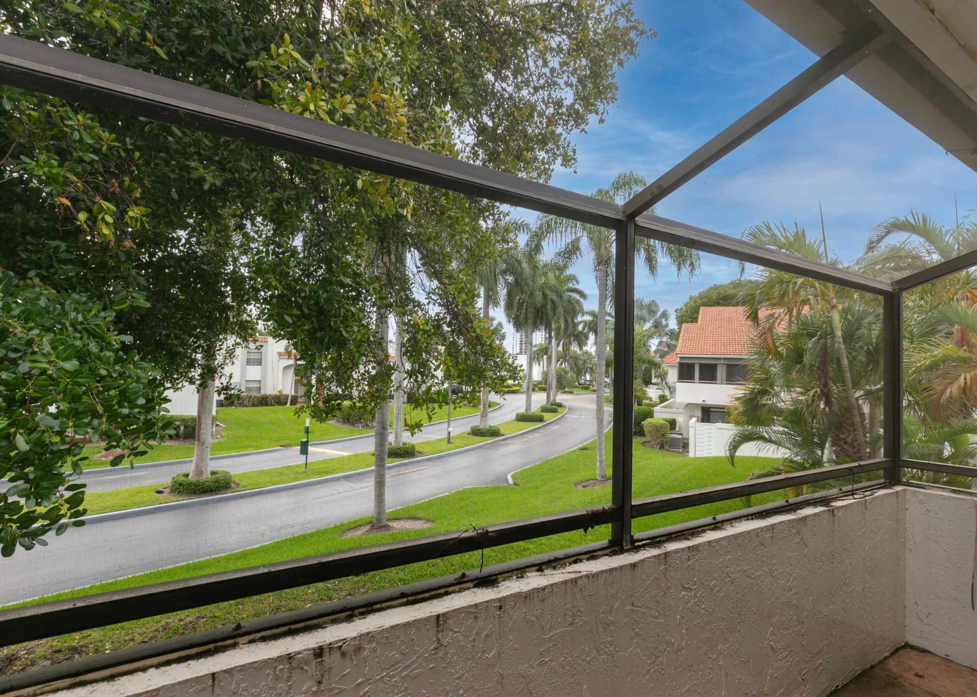 3530 Magellan Circle, Unit 613, Aventura, FL 33180 Photo