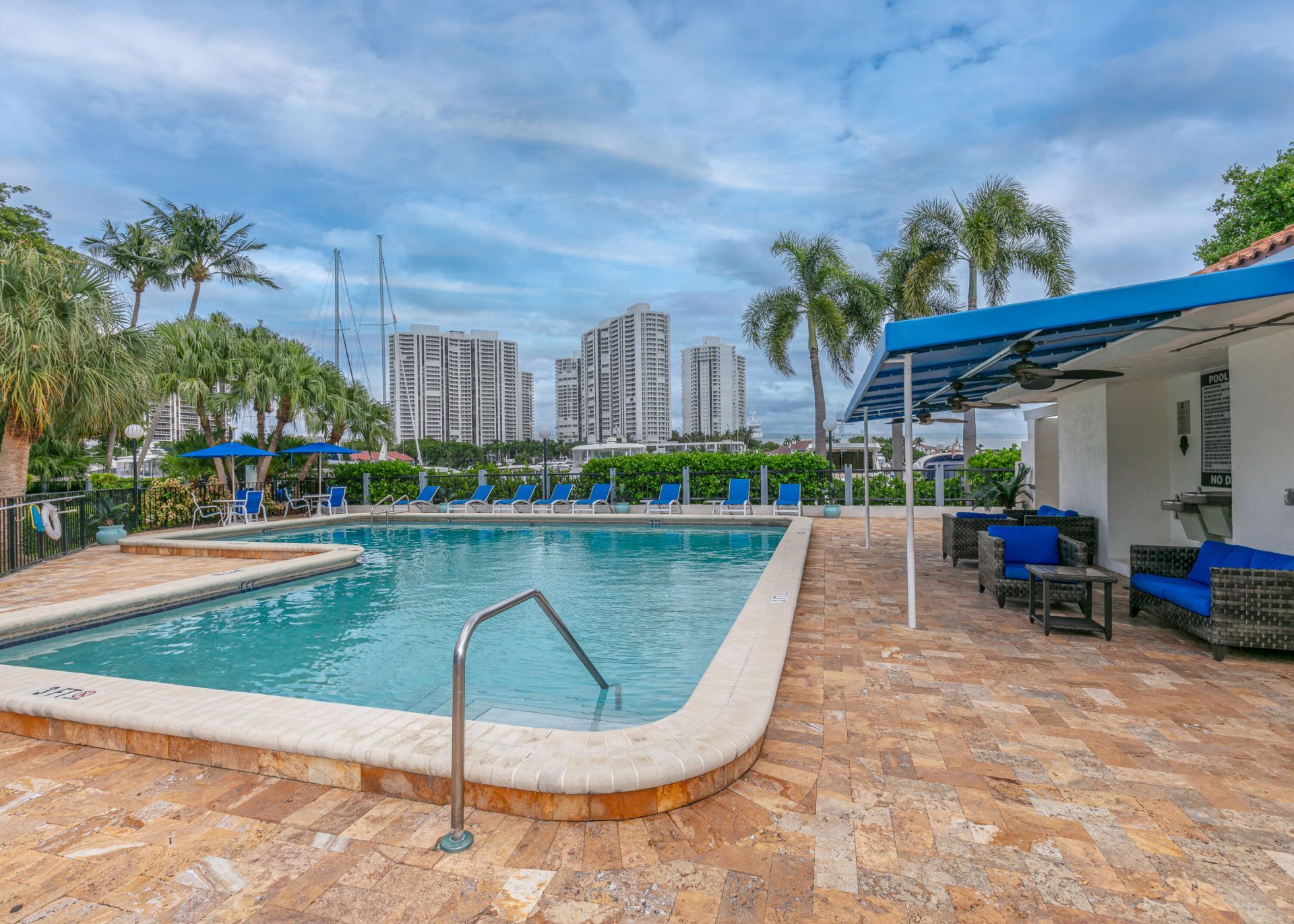3530 Magellan Circle, Unit 613, Aventura, FL 33180 Photo
