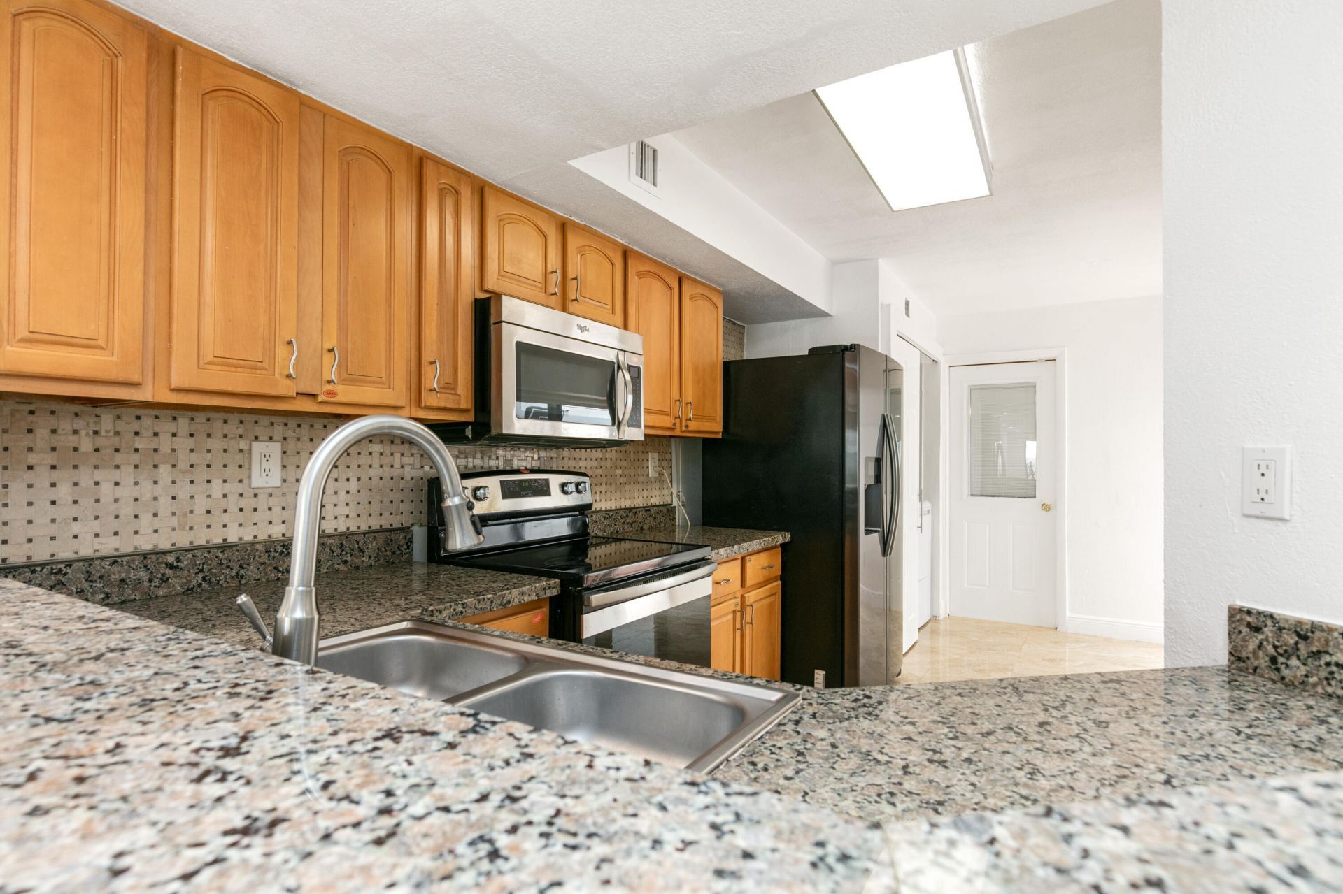 3530 Magellan Circle, Unit 613, Aventura, FL 33180 Photo