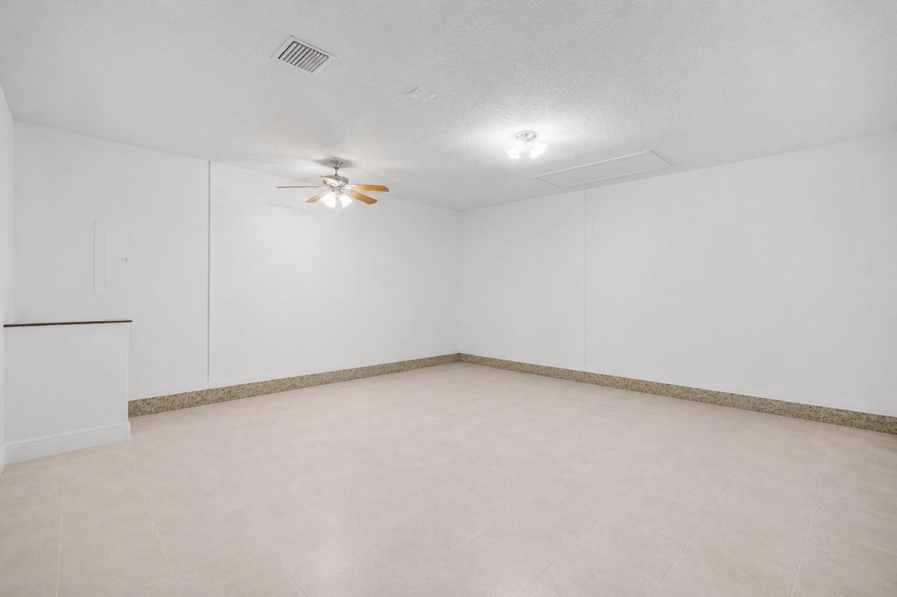 660 NW 45th Avenue, Deerfield Beach, FL 33442 Photo