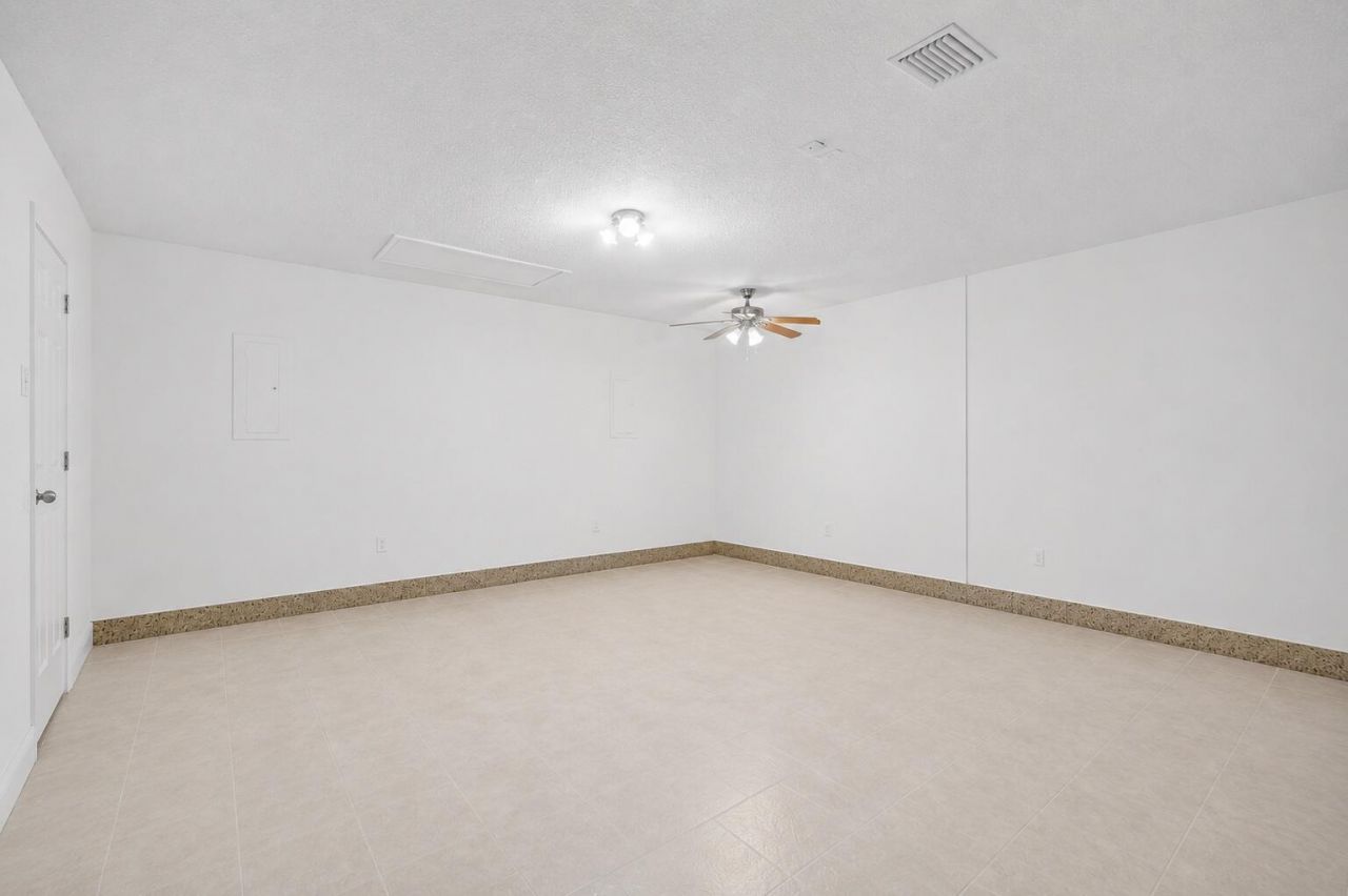 660 NW 45th Avenue, Deerfield Beach, FL 33442 Photo