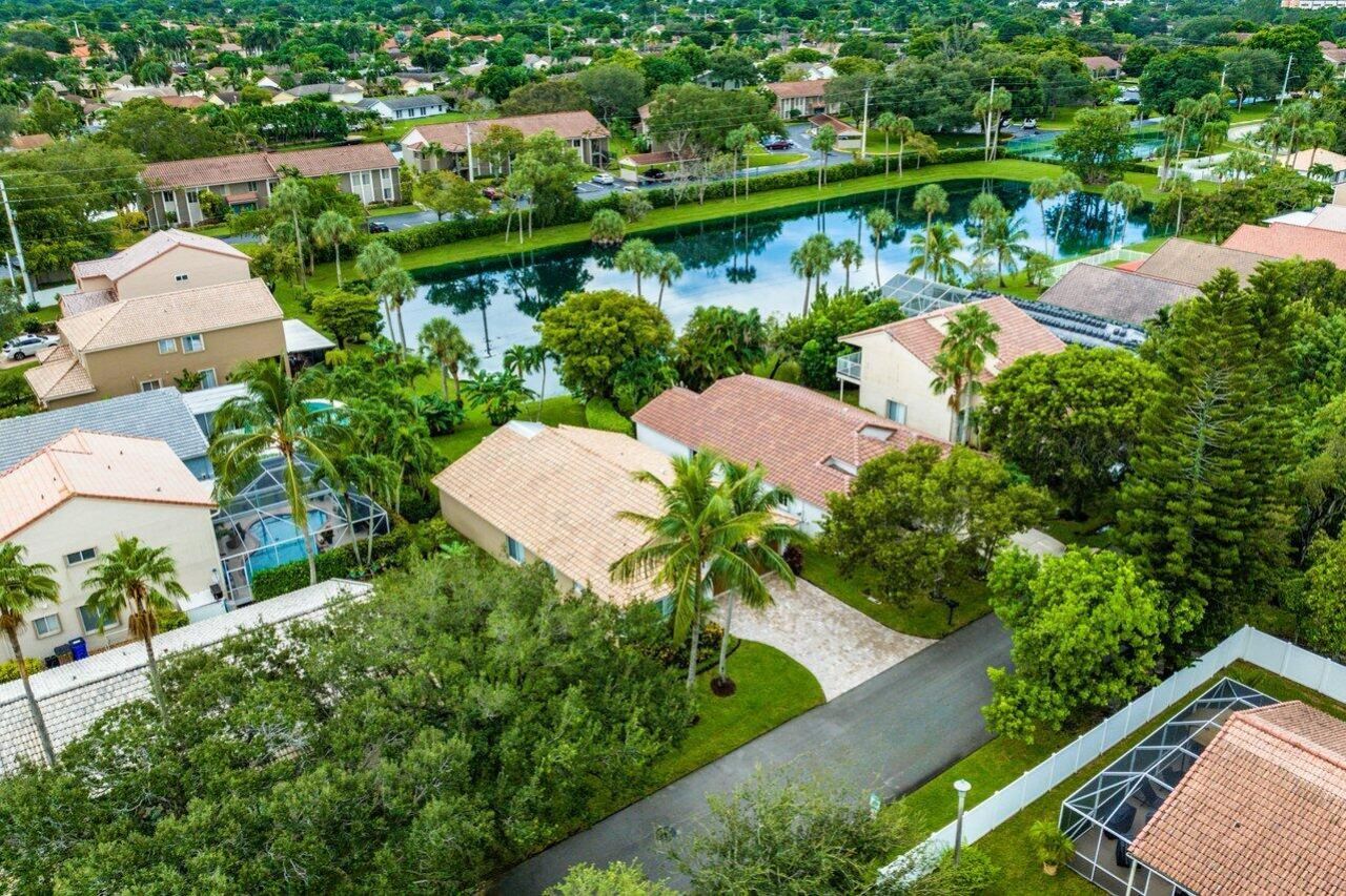 660 NW 45th Avenue, Deerfield Beach, FL 33442 Photo