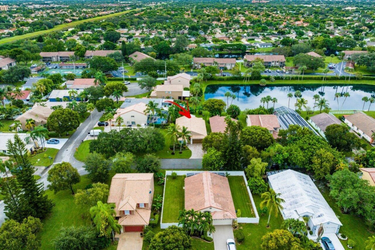 660 NW 45th Avenue, Deerfield Beach, FL 33442 Photo