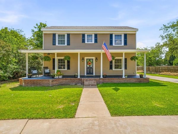 816 Kentucky Street , Graham, TX 76450