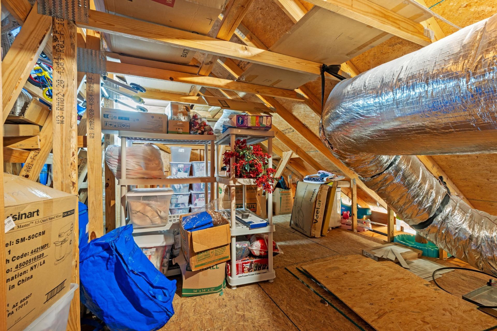 136 Queens Cove Place Photo 15