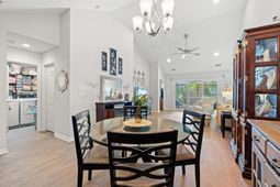 136 Queens Cove Place  photo 4
