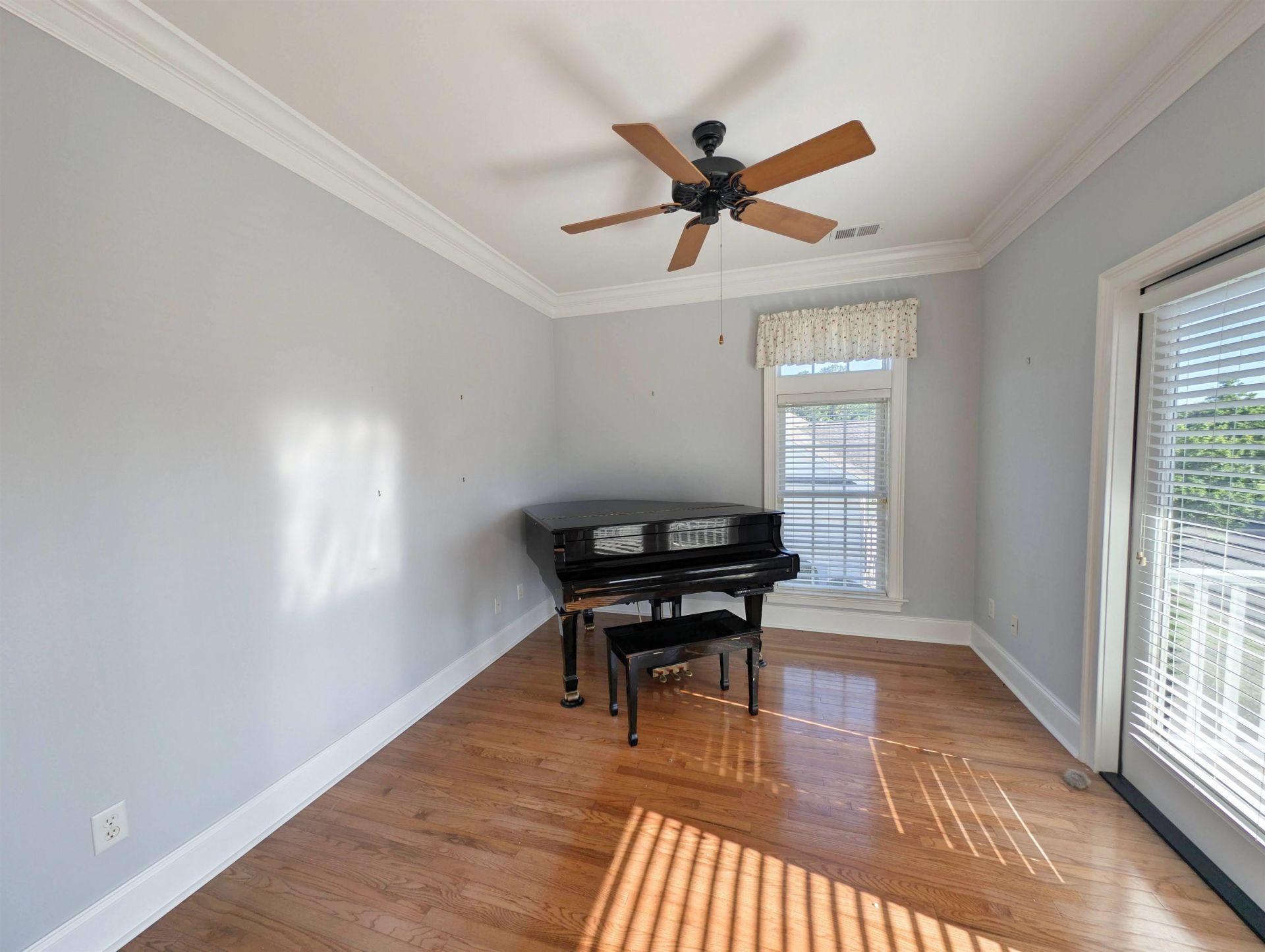 136 Cottage Ct.  Photo 21