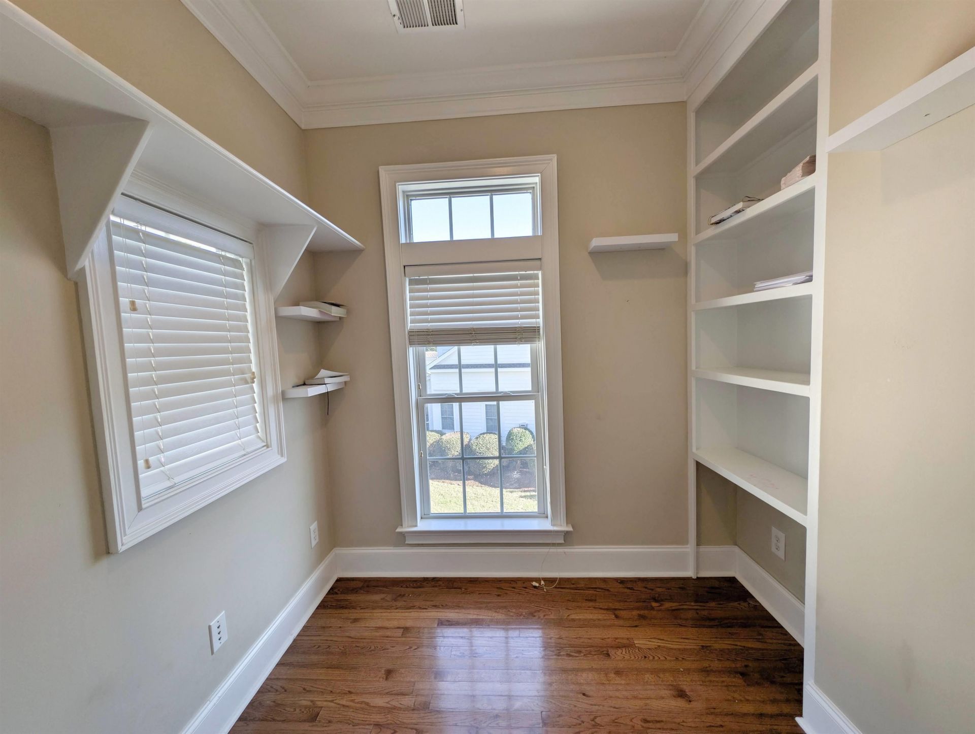 136 Cottage Ct.  Photo 29