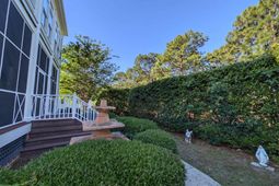 136 Cottage Ct.  photo 4